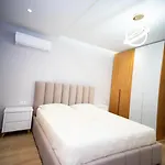 Deizi Apartaments1 - Premium,