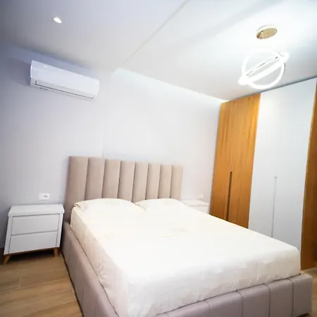 Deizi Apartaments1 - Premium,