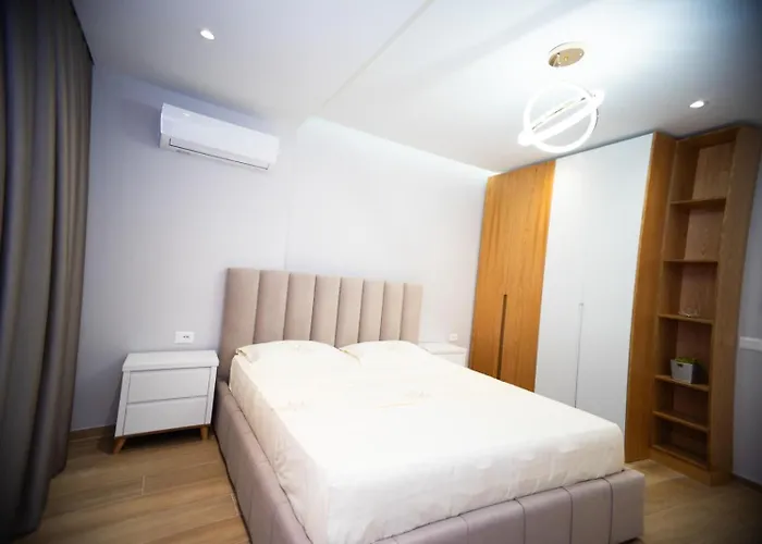 Deizi Apartaments1 - Premium,